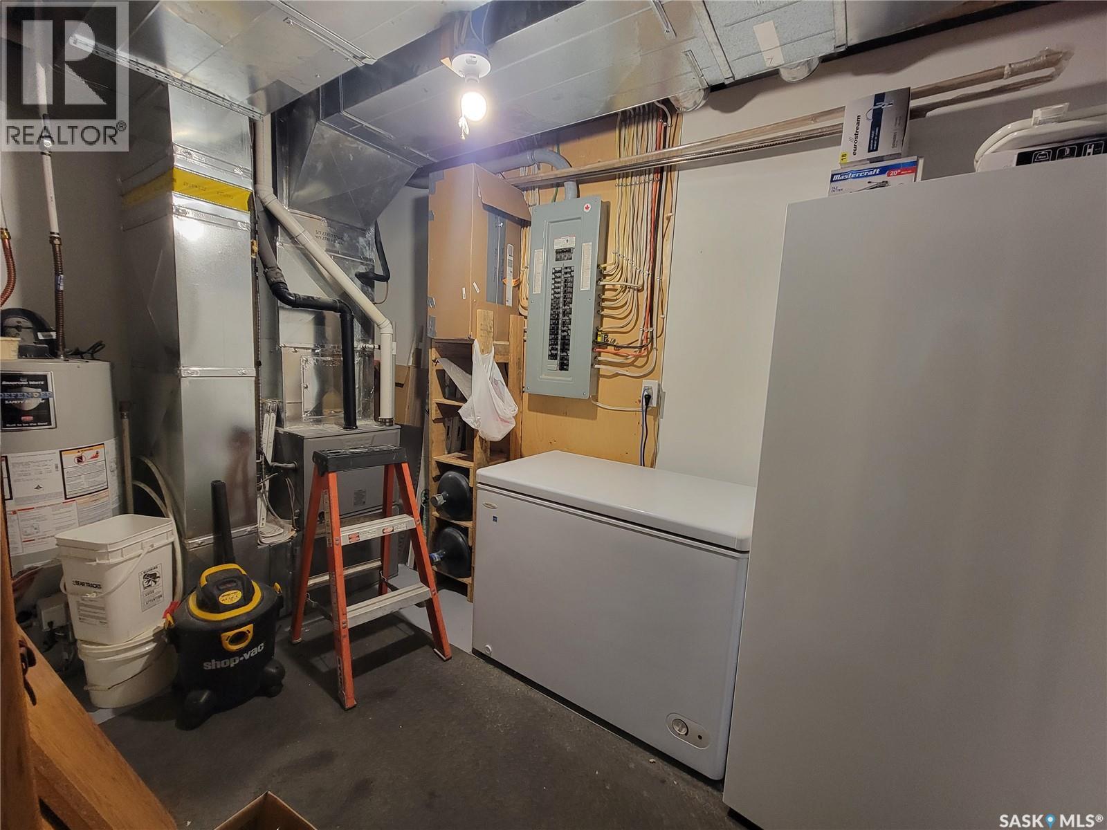 214 1st Avenue W, Maidstone, Saskatchewan S0M 1M0 - Photo 34 - SK033063