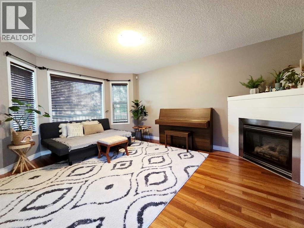 48 Covepark Place Ne, Calgary, Alberta  T3K 5Z8 - Photo 4 - A2328546
