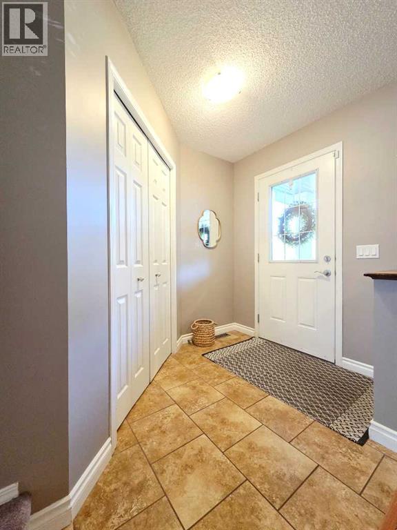 48 Covepark Place Ne, Calgary, Alberta  T3K 5Z8 - Photo 3 - A2328546