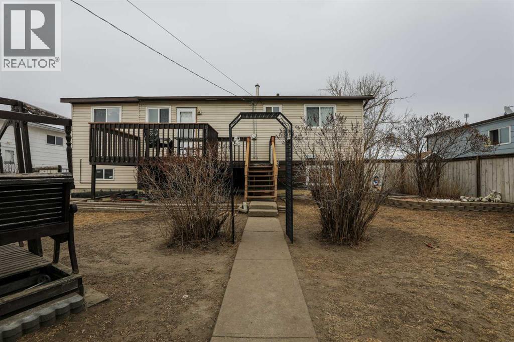 210 Macewan Street, Granum, Alberta  T0L 1A0 - Photo 23 - A2333927