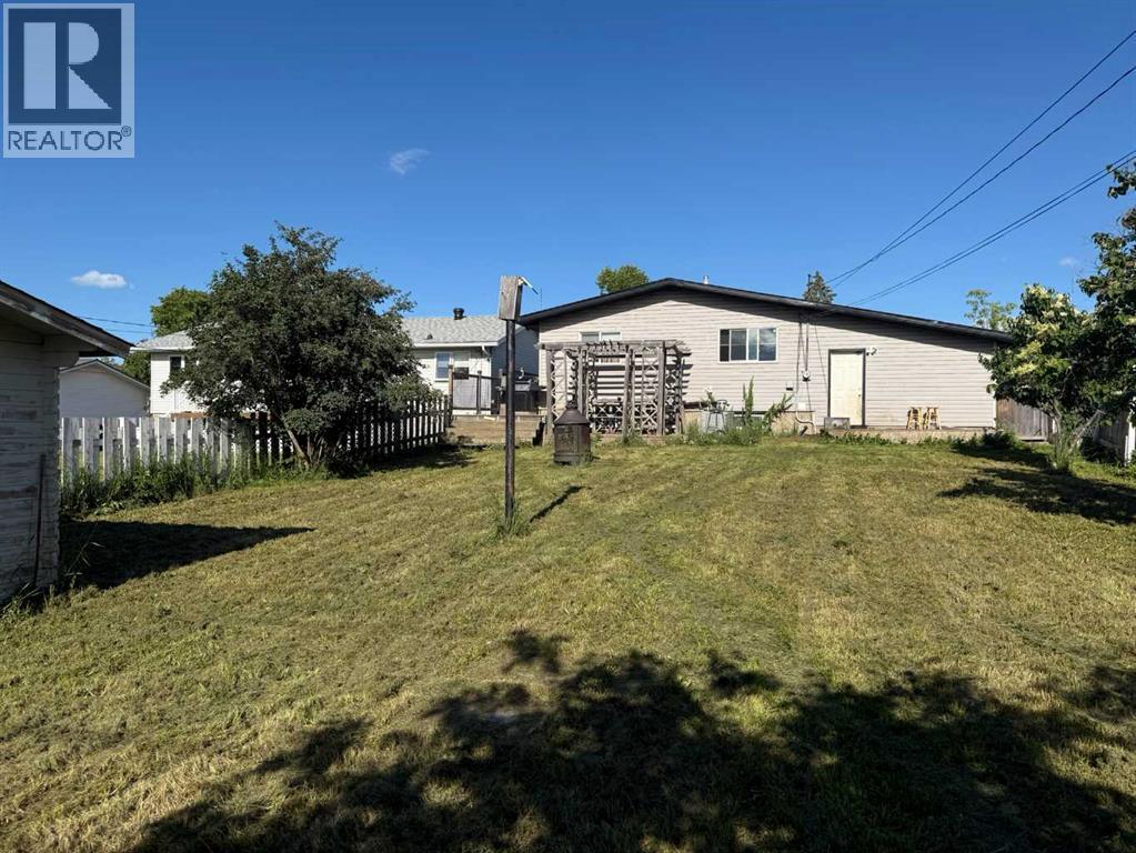 4816 51 Street, Valleyview, Alberta  T0H 3N0 - Photo 6 - A2328449
