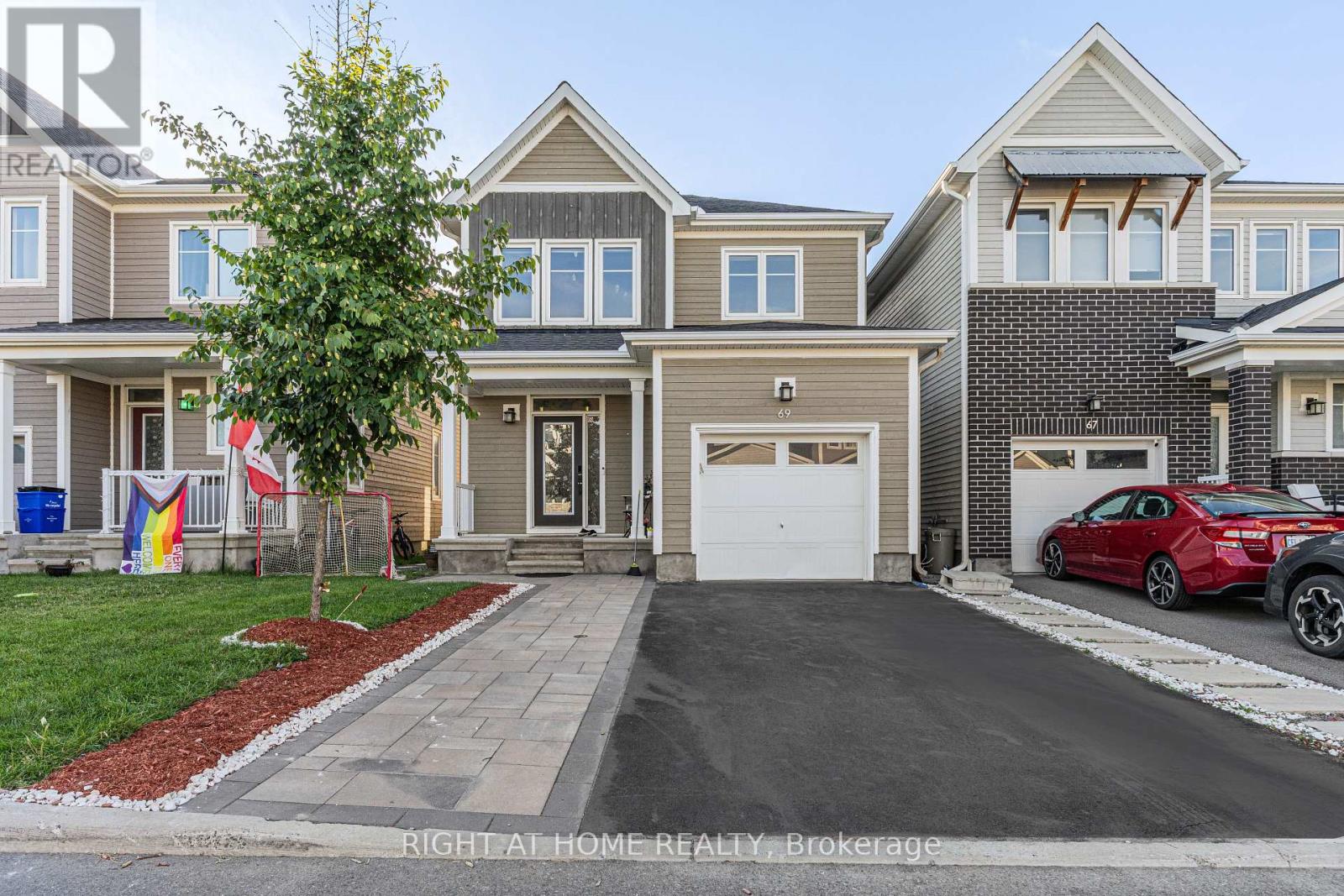 69 PELHAM CRESCENT, Ottawa, Ontario