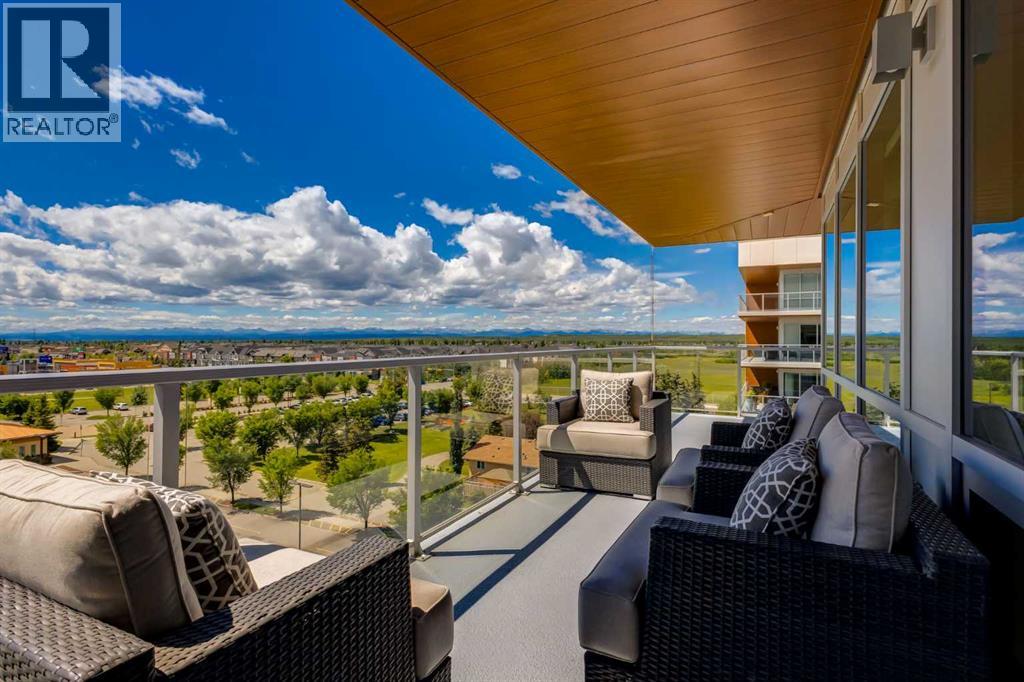 502, 8445 Broadcast Avenue SW, Calgary, Alberta  T3H 6B6 - Photo 2 - A2324957