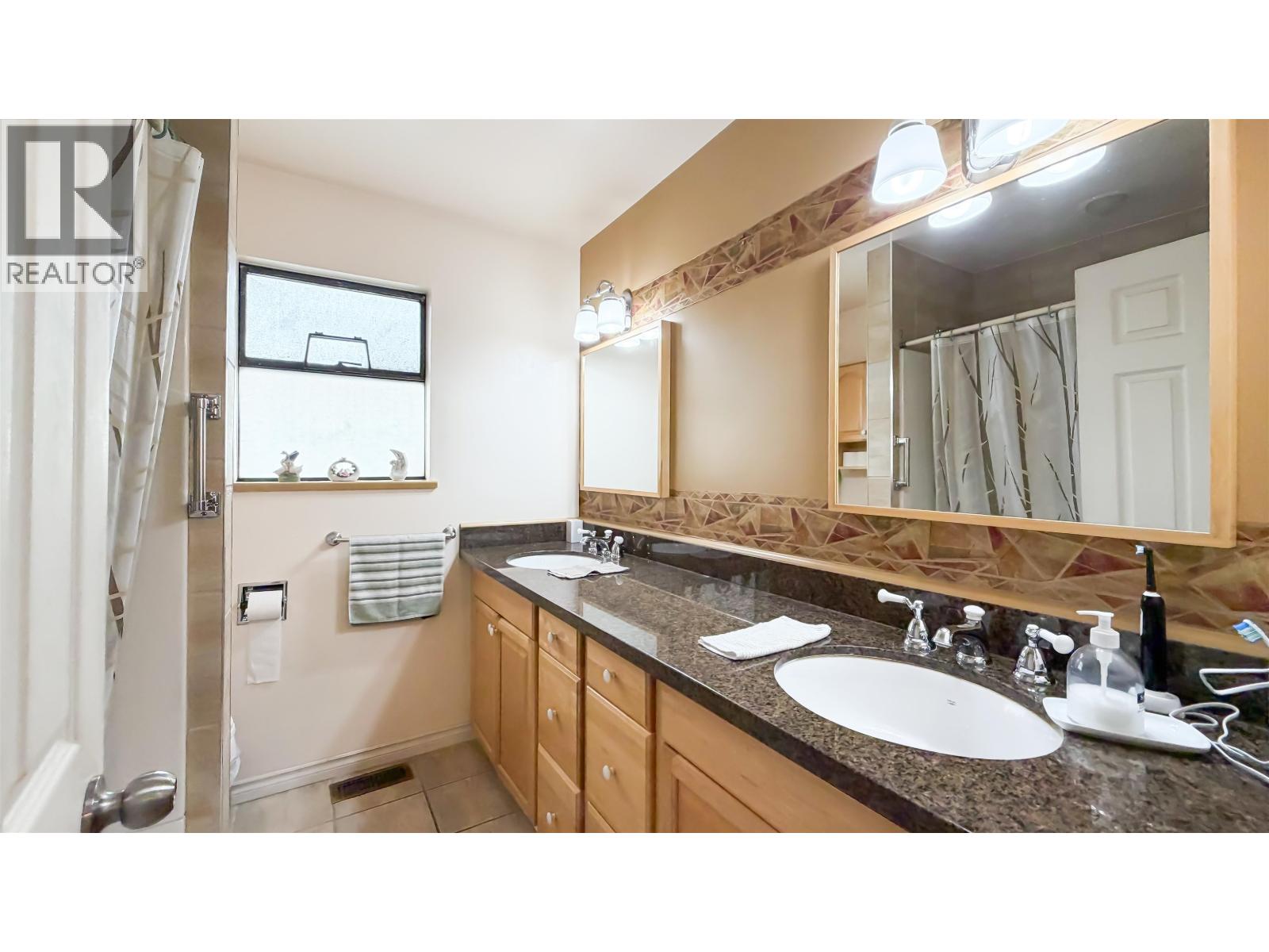 5716 48b Avenue, Delta, British Columbia  V4K 3Z1 - Photo 21 - R3087822