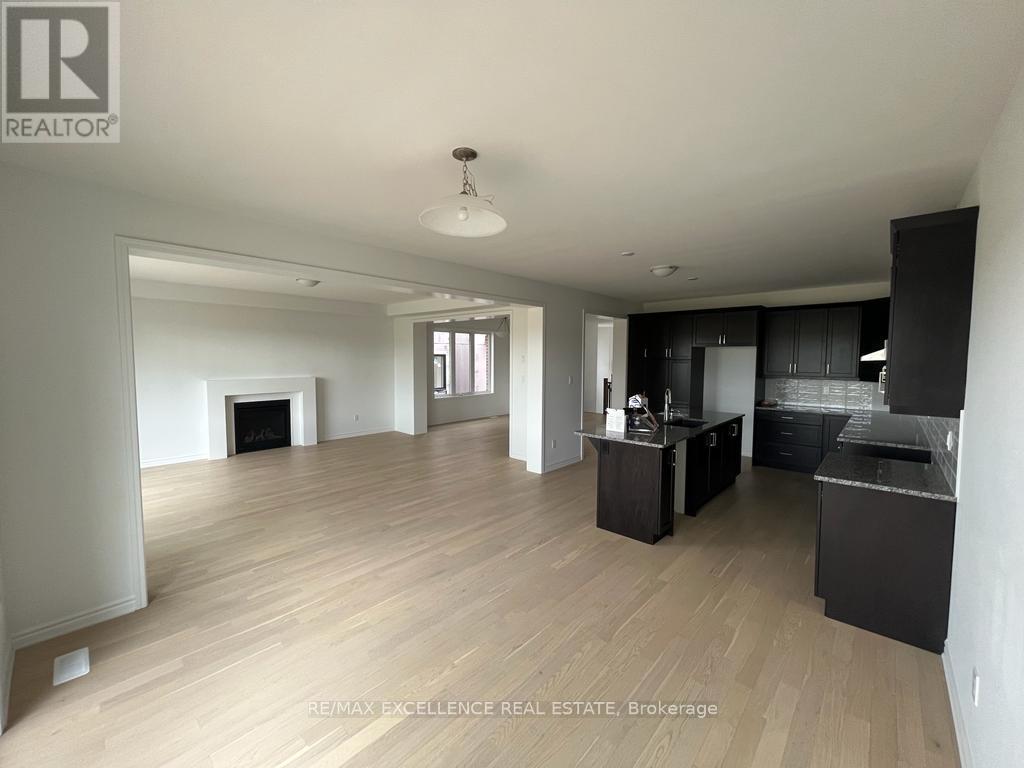 146 Forestwalk Street, Kitchener, Ontario  N2R 0S9 - Photo 4 - X13629444