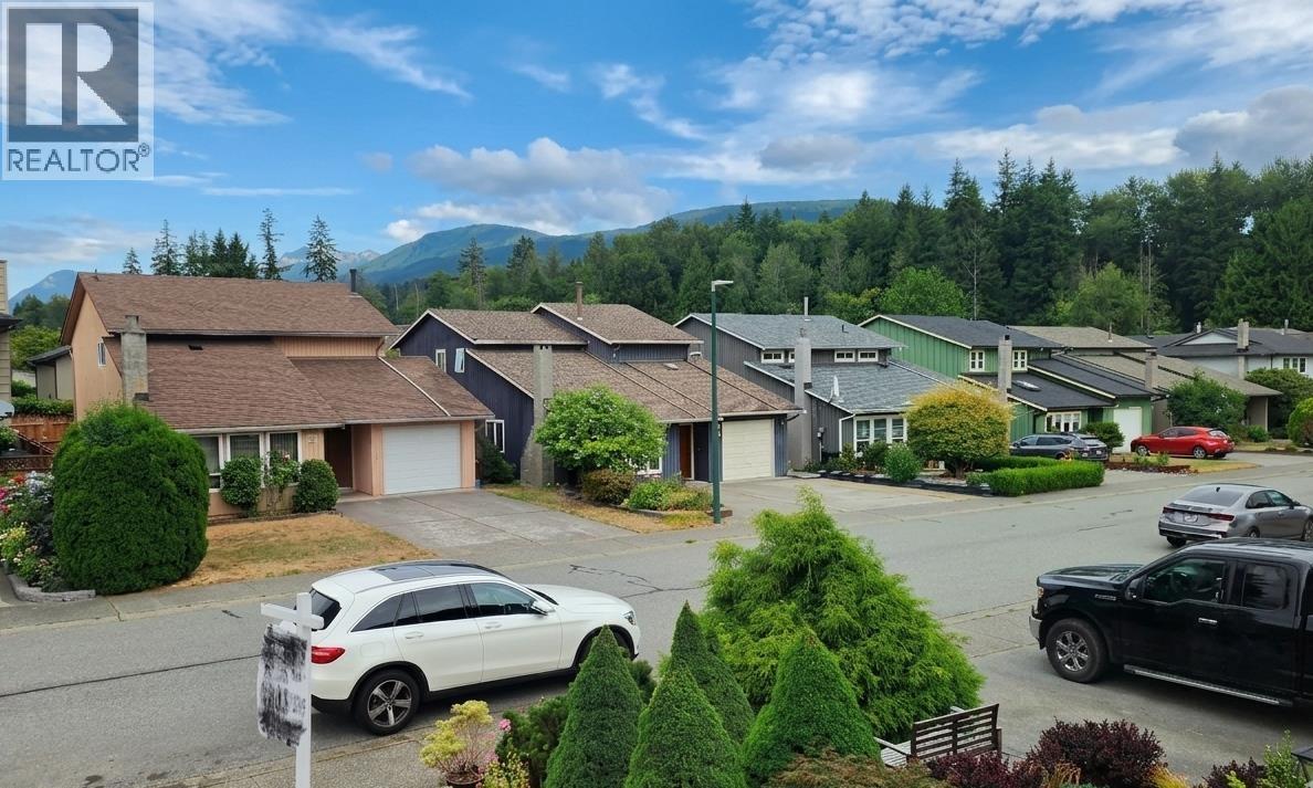 3220 Harwood Avenue, Coquitlam, British Columbia  V3E 1T8 - Photo 13 - R3149123