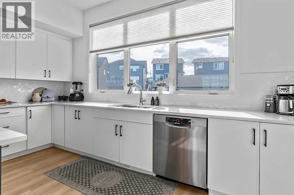 99 Masters Road SE, Calgary, Alberta  T3M 3A1 - Photo 11 - A2332286
