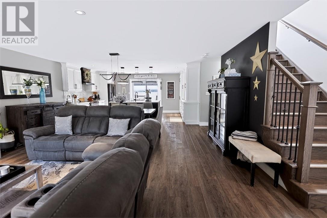 121 W Laurier, Azilda, Ontario  P0M 1B0 - Photo 12 - 2129516