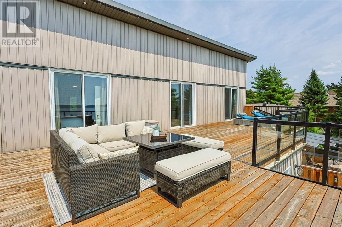 121 W Laurier, Azilda, Ontario  P0M 1B0 - Photo 38 - 2129516