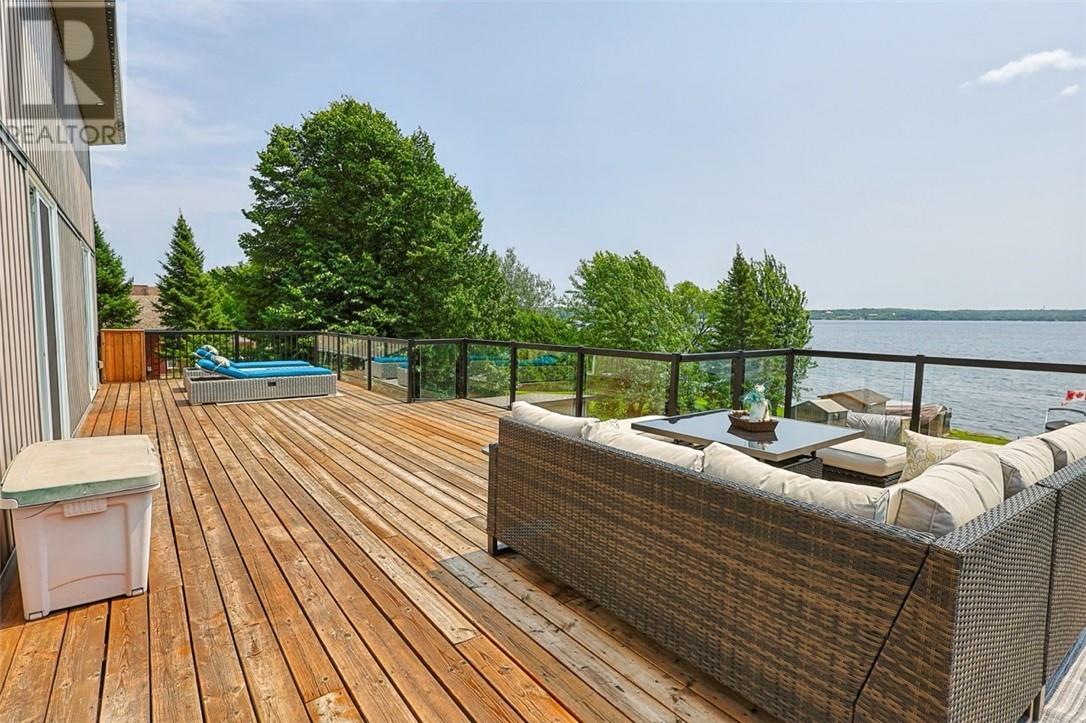 121 W Laurier, Azilda, Ontario  P0M 1B0 - Photo 37 - 2129516