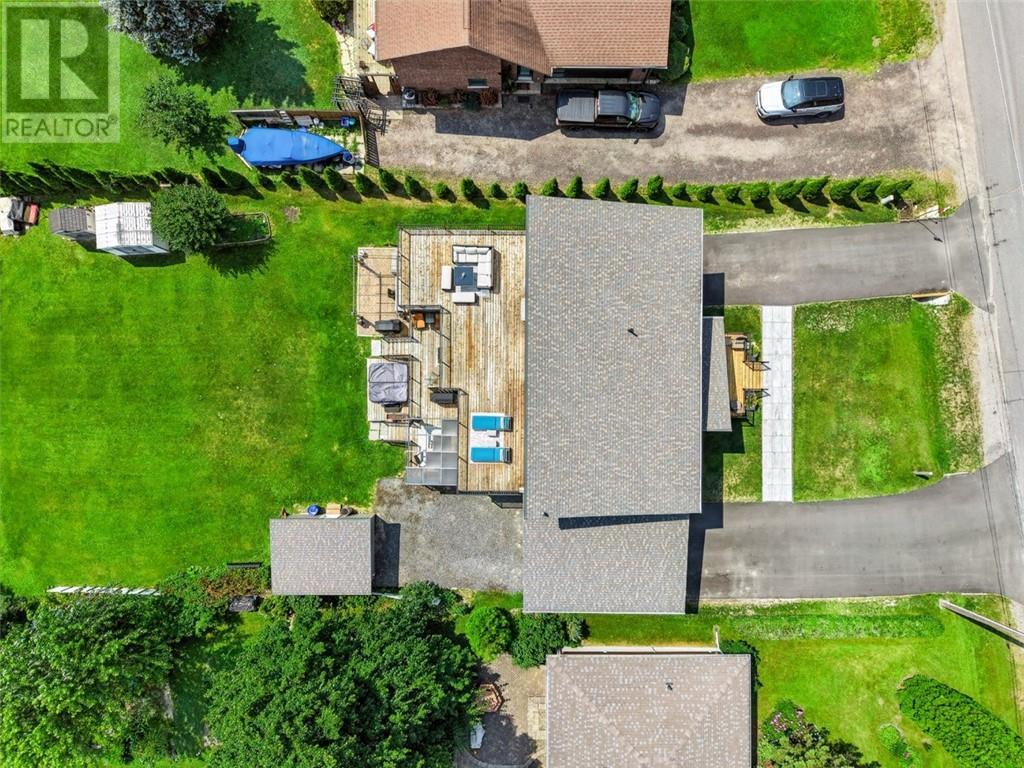 121 W Laurier, Azilda, Ontario  P0M 1B0 - Photo 7 - 2129516