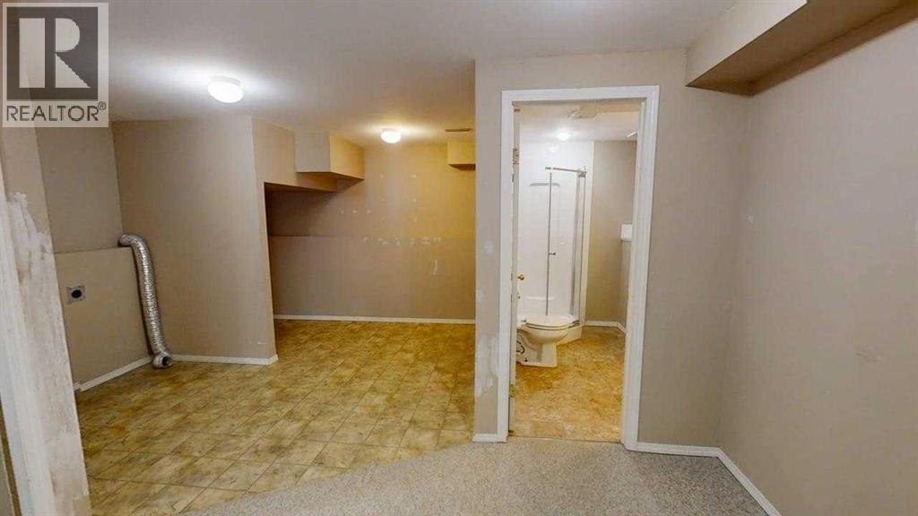 42 Mt Backus Crescent W, Lethbridge, Alberta  T1K 6P6 - Photo 19 - A2327147