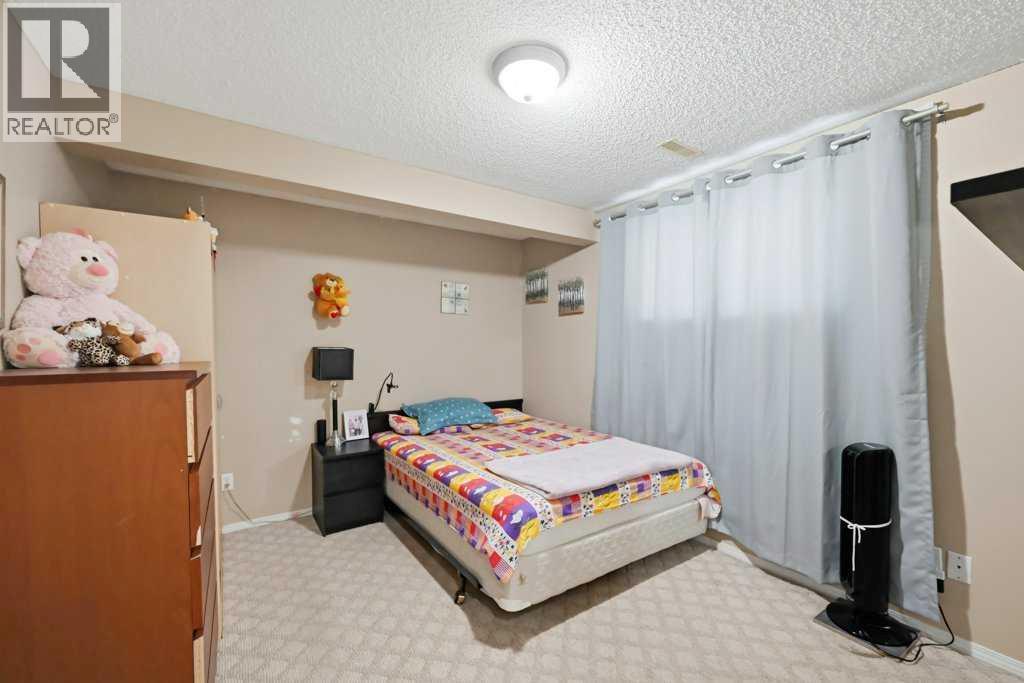 86 Saddlecrest Close NE, Calgary, Alberta  T3J 5B6 - Photo 37 - A2316159