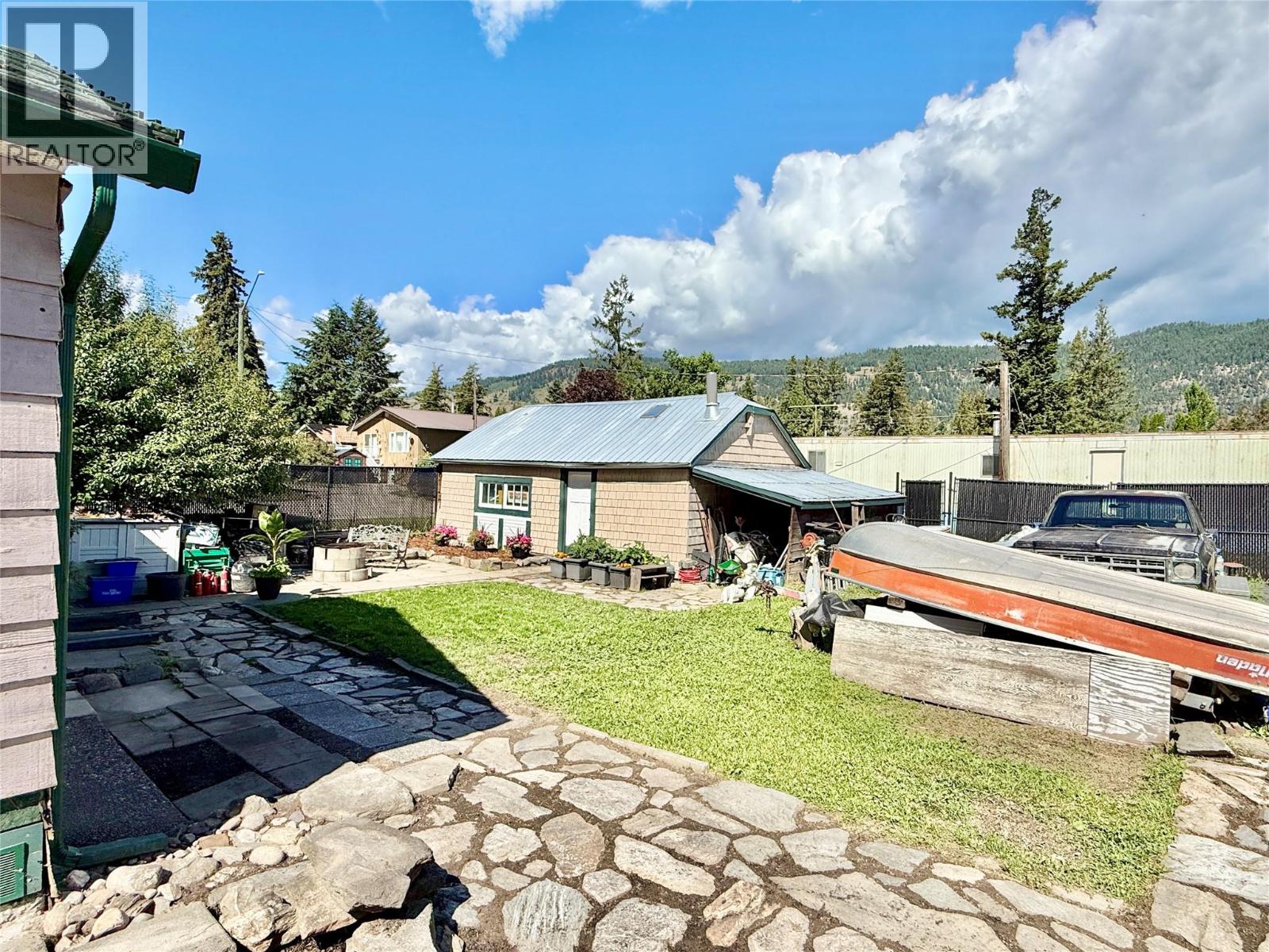 1050 Hillside Avenue, Chase, British Columbia  V0E 1M0 - Photo 36 - 10387603
