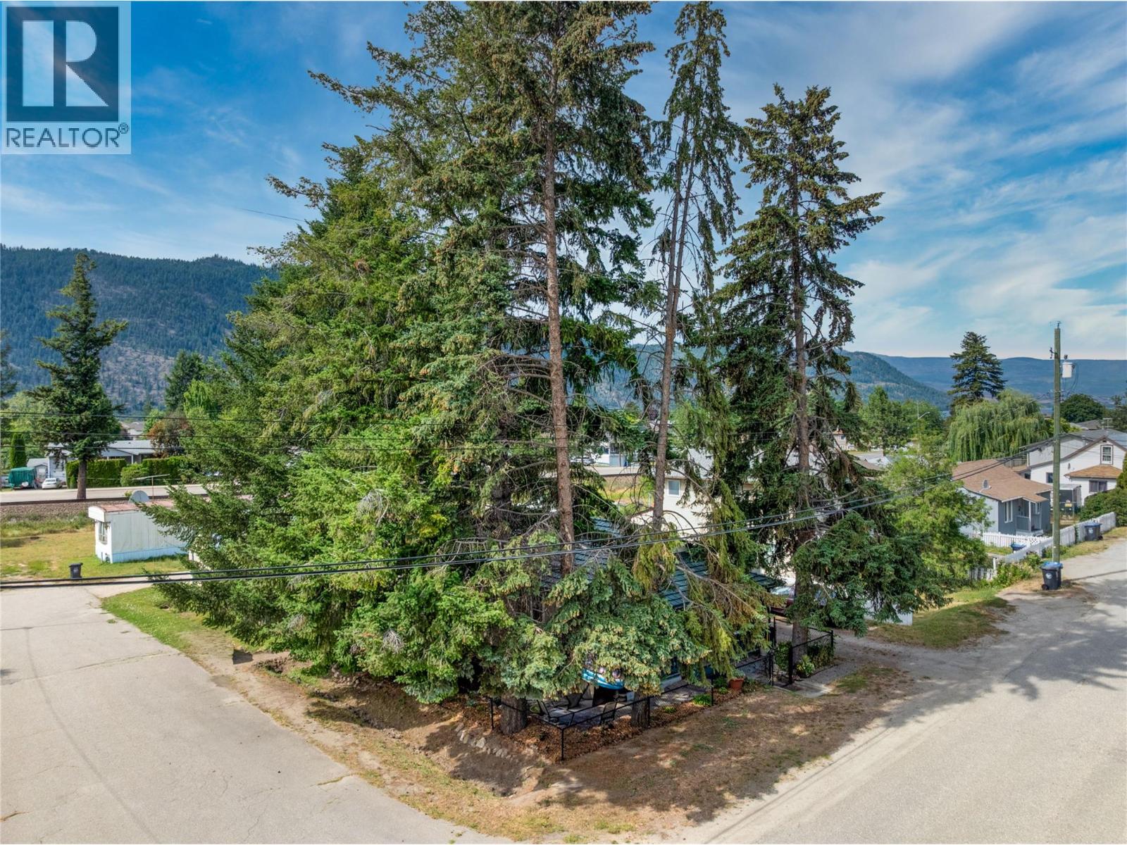 1050 Hillside Avenue, Chase, British Columbia  V0E 1M0 - Photo 52 - 10387603