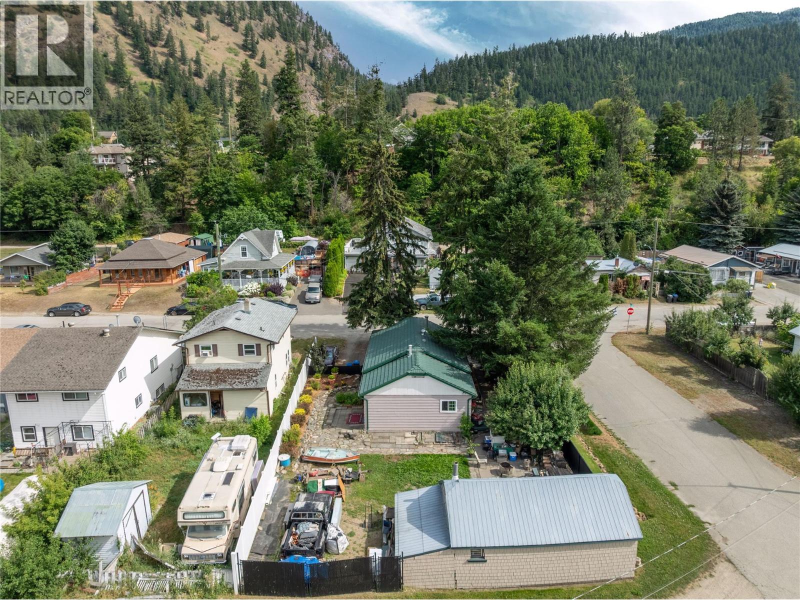1050 Hillside Avenue, Chase, British Columbia  V0E 1M0 - Photo 54 - 10387603