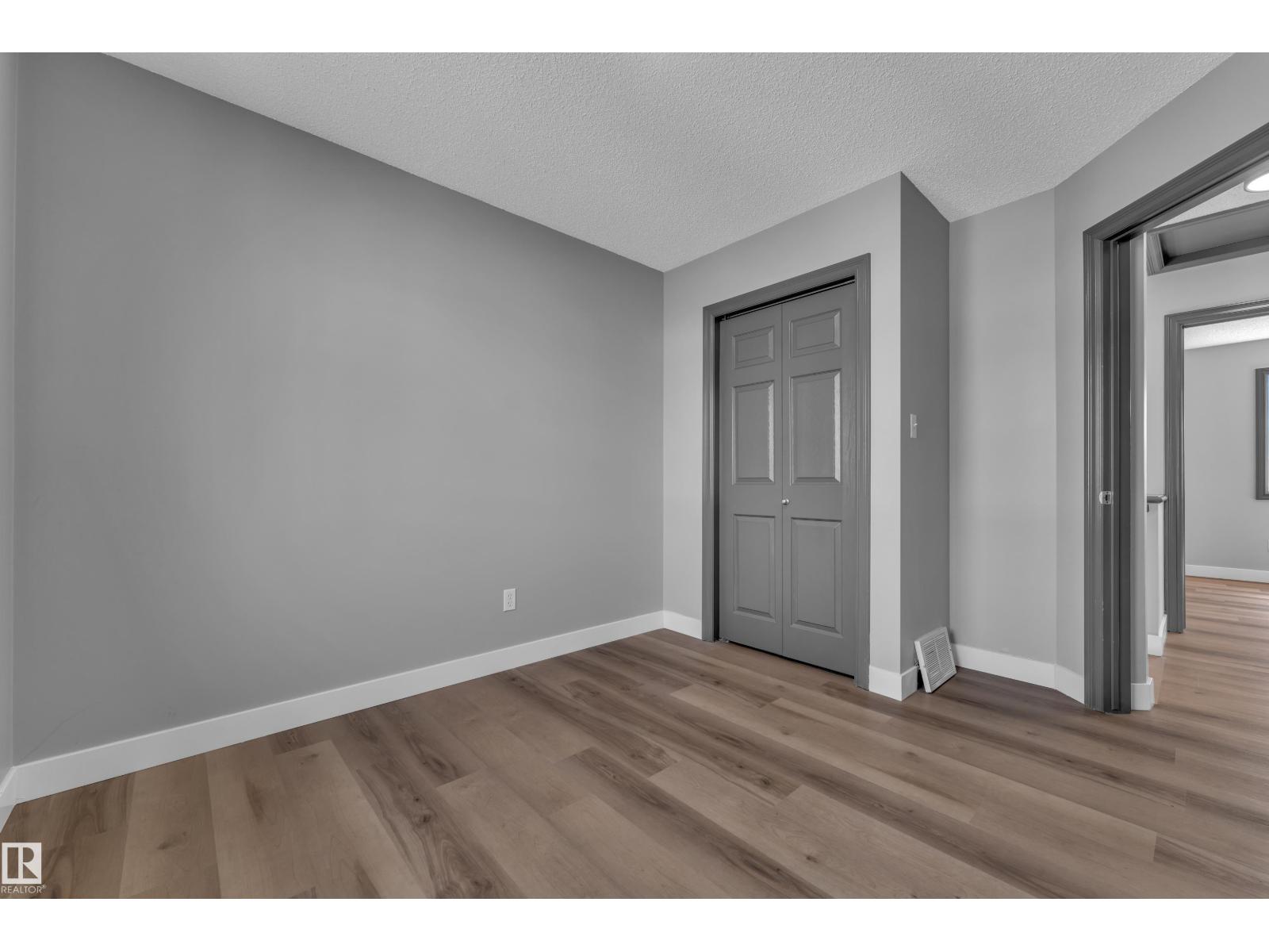 Unknown Address, ,    - Photo 18 - E4501887