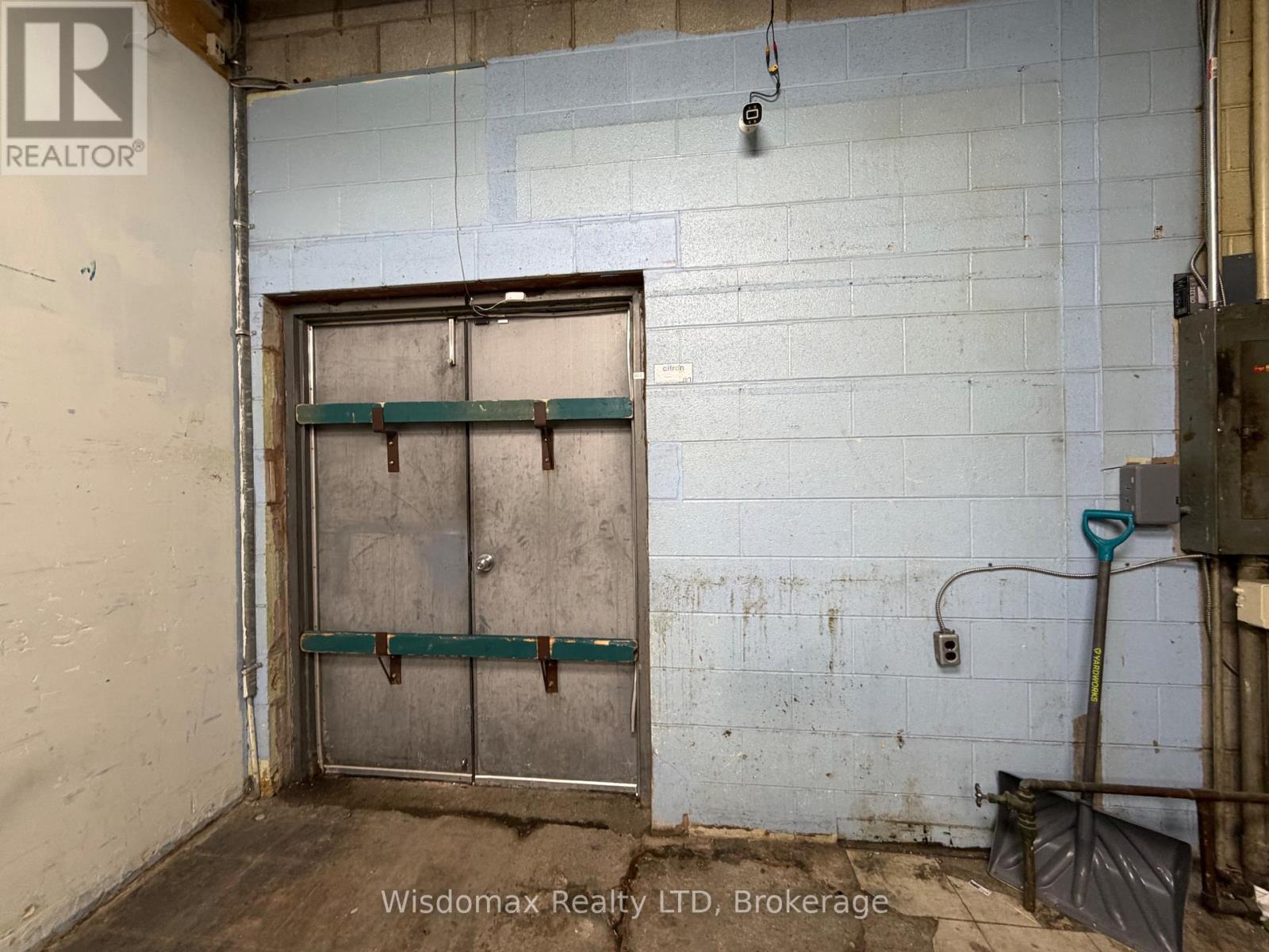 9 - 120 Welland Avenue, St. Catharines, Ontario  L2R 2N3 - Photo 8 - X13630886