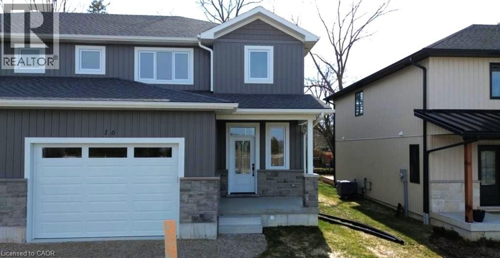 16 ROBERTS Street N, Seaforth, Ontario