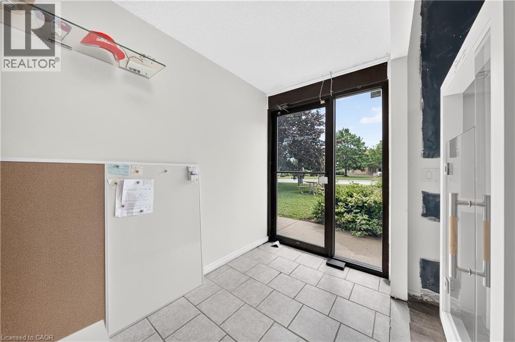 160 Frobisher Drive Unit# 6, Waterloo, Ontario  N2V 2B1 - Photo 11 - 40842133