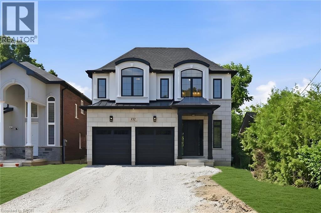 132 STONE CHURCH Road E, Hamilton, Ontario