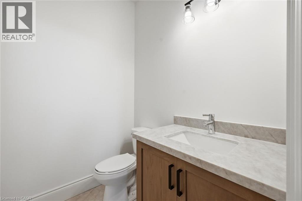 132 Stone Church Road E, Hamilton, Ontario  L9B 1A9 - Photo 22 - 40846392