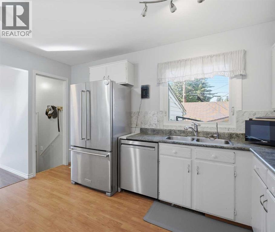 4 Arlington Bay SE, Calgary, Alberta  T2H 3B2 - Photo 7 - A2333064