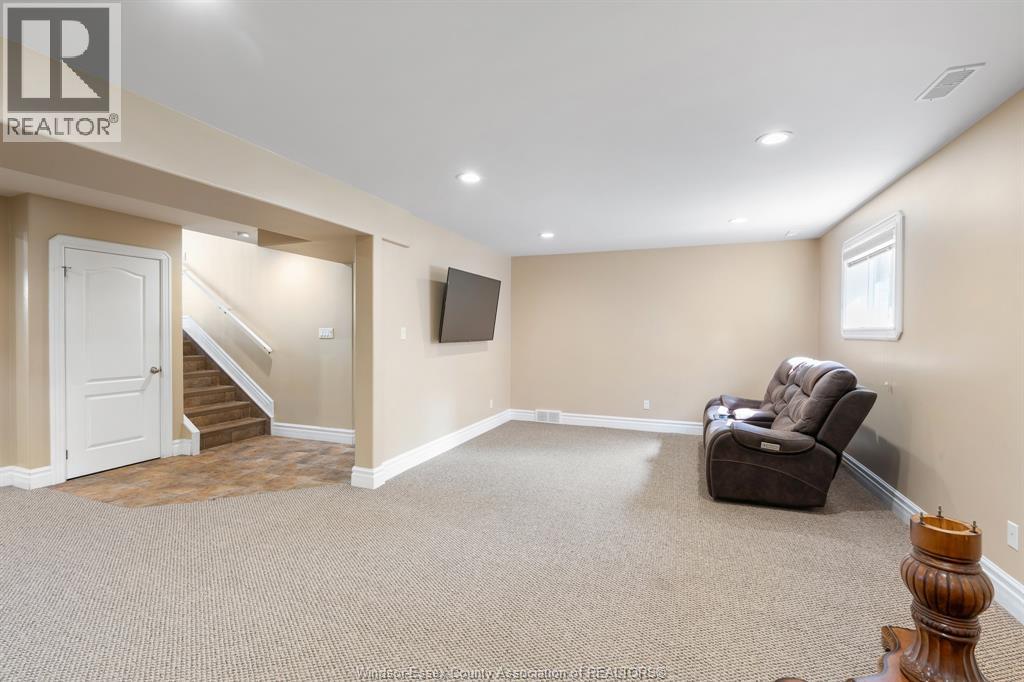 102 Joanne Court, Leamington, Ontario  N8H 5N5 - Photo 27 - 26018471