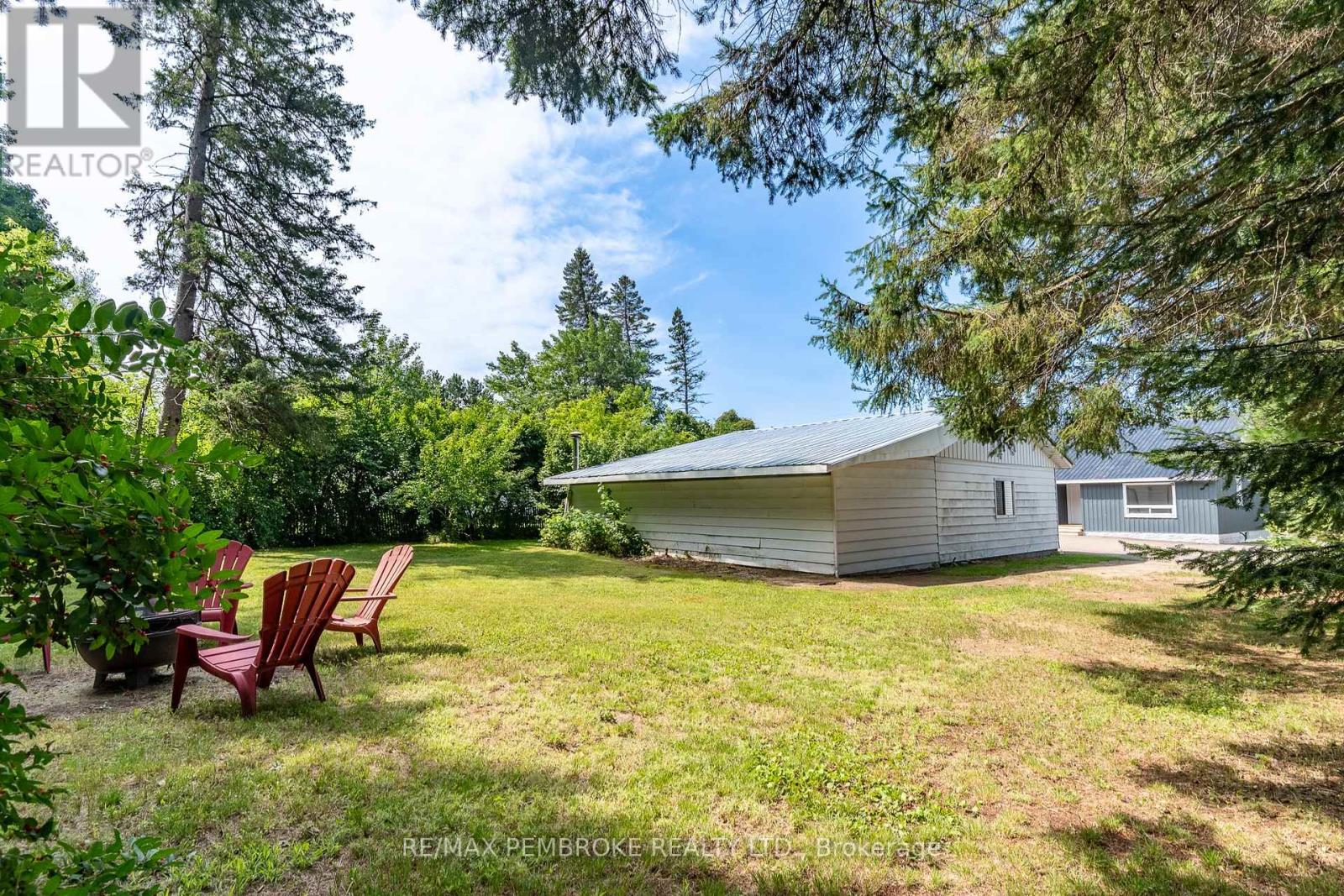 32560 Highway Highway, Laurentian Hills, Ontario  K0J 1P0 - Photo 43 - X13549334