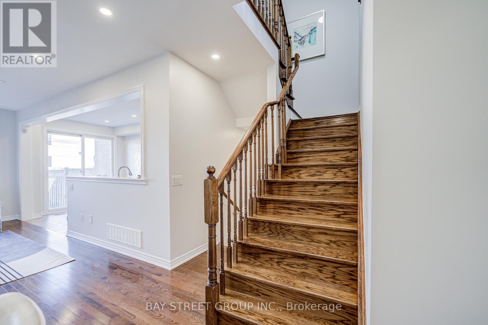 151 Windrow Street, Richmond Hill, Ontario  L4E 0Y2 - Photo 15 - N13471196