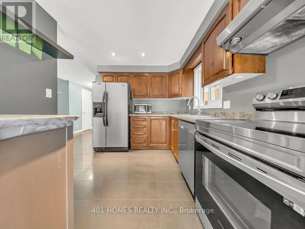 37 Activa Avenue, Kitchener, Ontario  N2E 3R3 - Photo 11 - X13630974