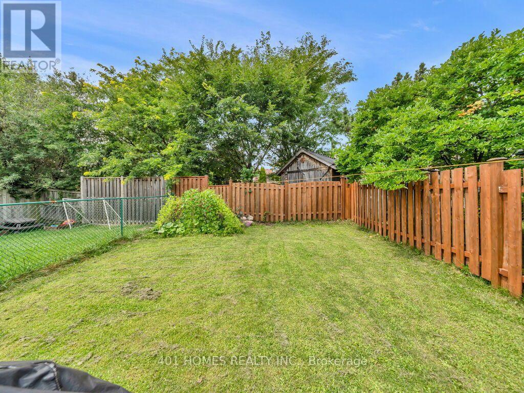 37 Activa Avenue, Kitchener, Ontario  N2E 3R3 - Photo 37 - X13630974