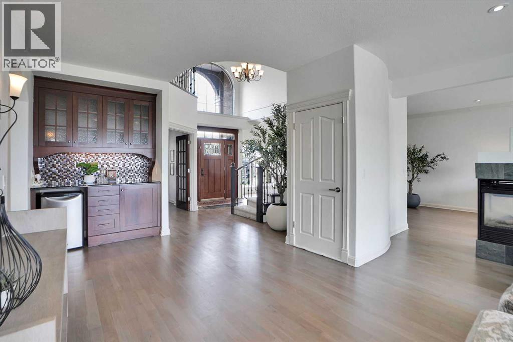 378 Patterson Boulevard SW, Calgary, Alberta  T3H 3N6 - Photo 13 - A2313238