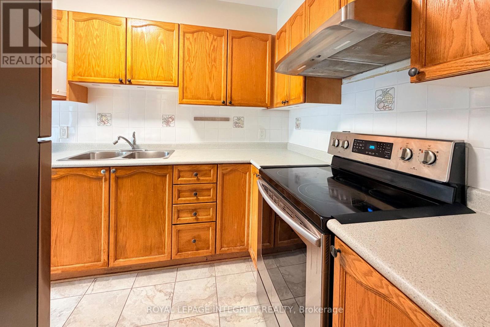 56 Celebration Street, Ottawa, Ontario  K2C 3Z9 - Photo 6 - X13630982