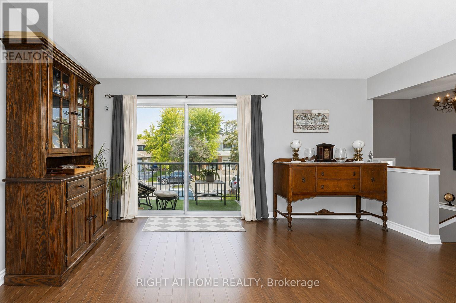229 Britannia Avenue, Bradford West Gwillimbury, Ontario  L3Z 1A4 - Photo 8 - N13630968