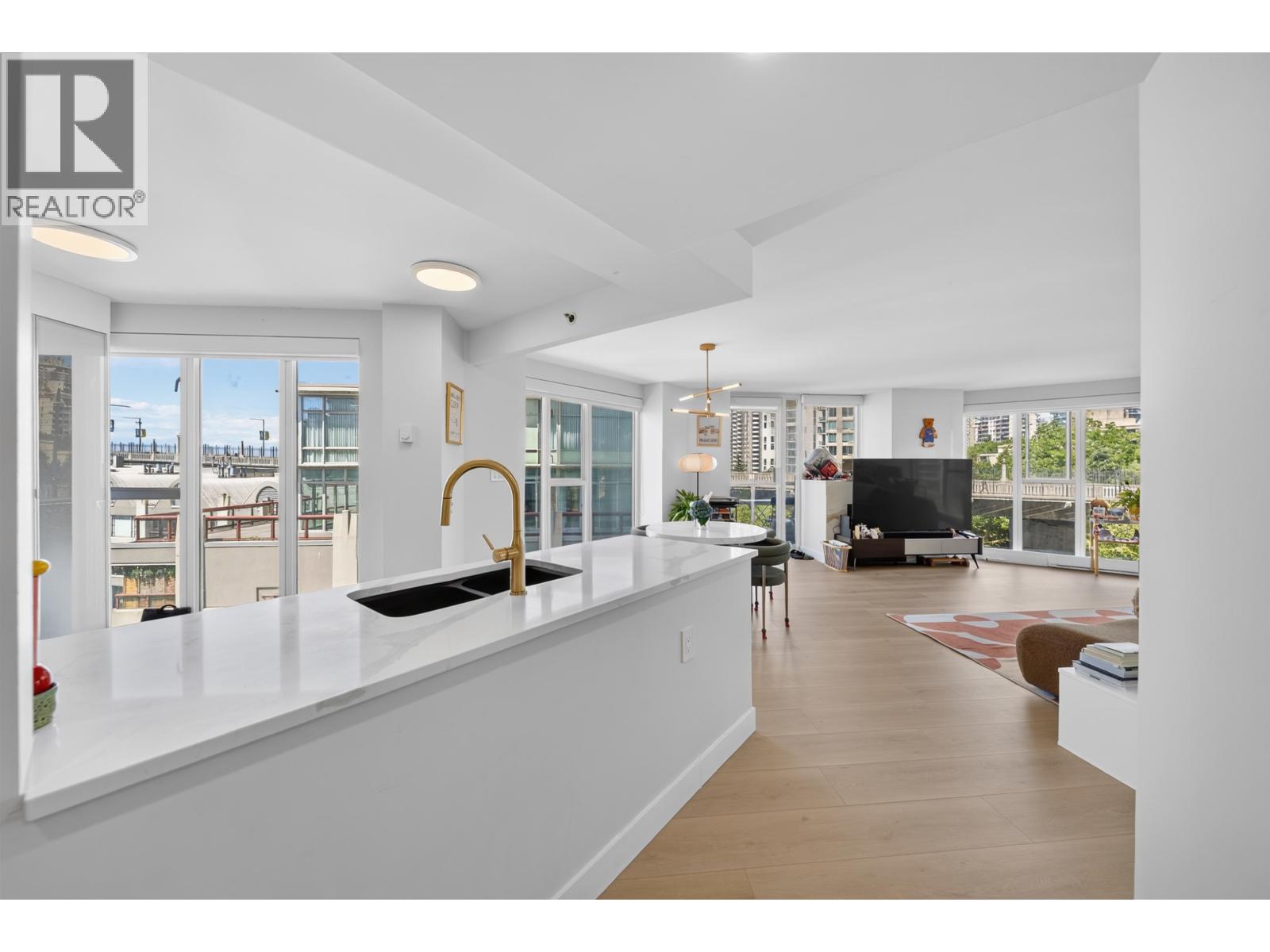 705 1000 Beach Avenue, Vancouver, British Columbia V6E 4M2 - Photo 7 - R3149571