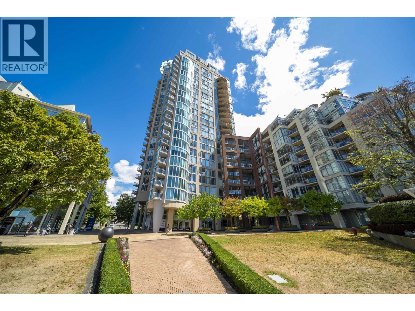 705 1000 Beach Avenue, Vancouver, British Columbia V6E 4M2 - Photo 2 - R3149571