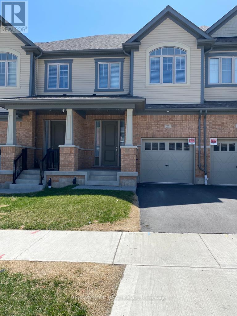 27 STONEHILL AVENUE, Kitchener, Ontario