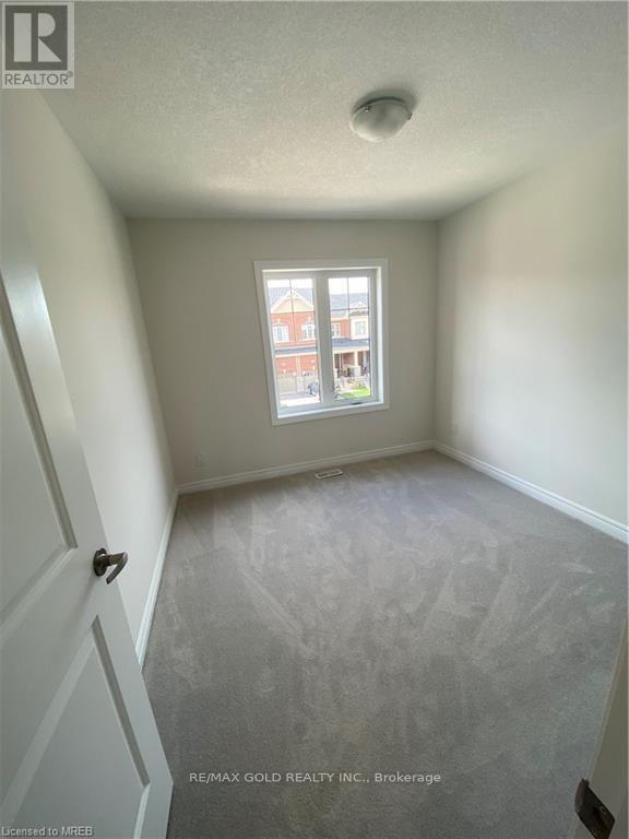 27 Stonehill Avenue, Kitchener, Ontario  N2R 1R7 - Photo 17 - X13631006