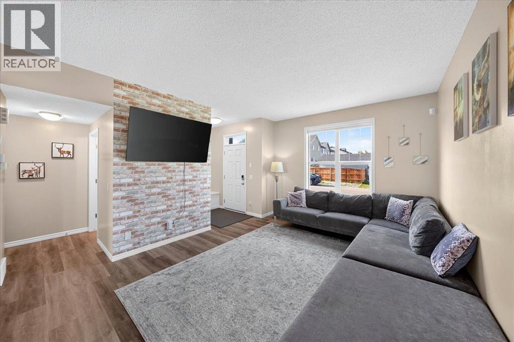 75 Skyview Point Road NE, Calgary, Alberta  T3N 0G8 - Photo 7 - A2331455