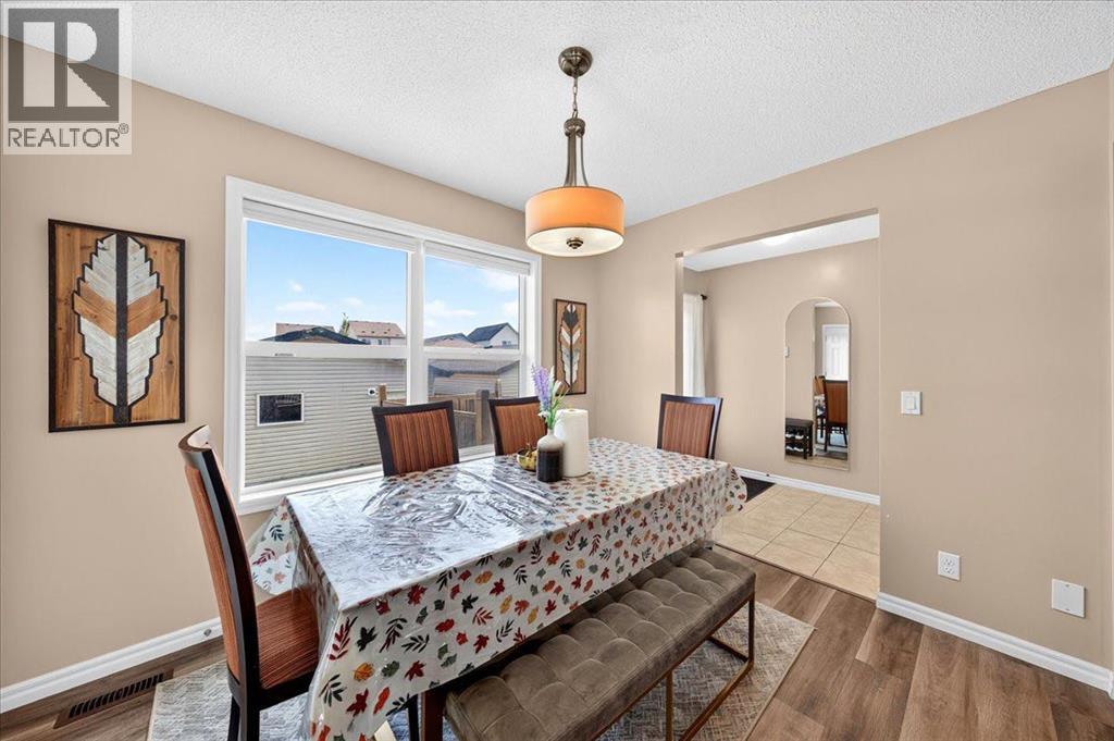 75 Skyview Point Road NE, Calgary, Alberta  T3N 0G8 - Photo 17 - A2331455