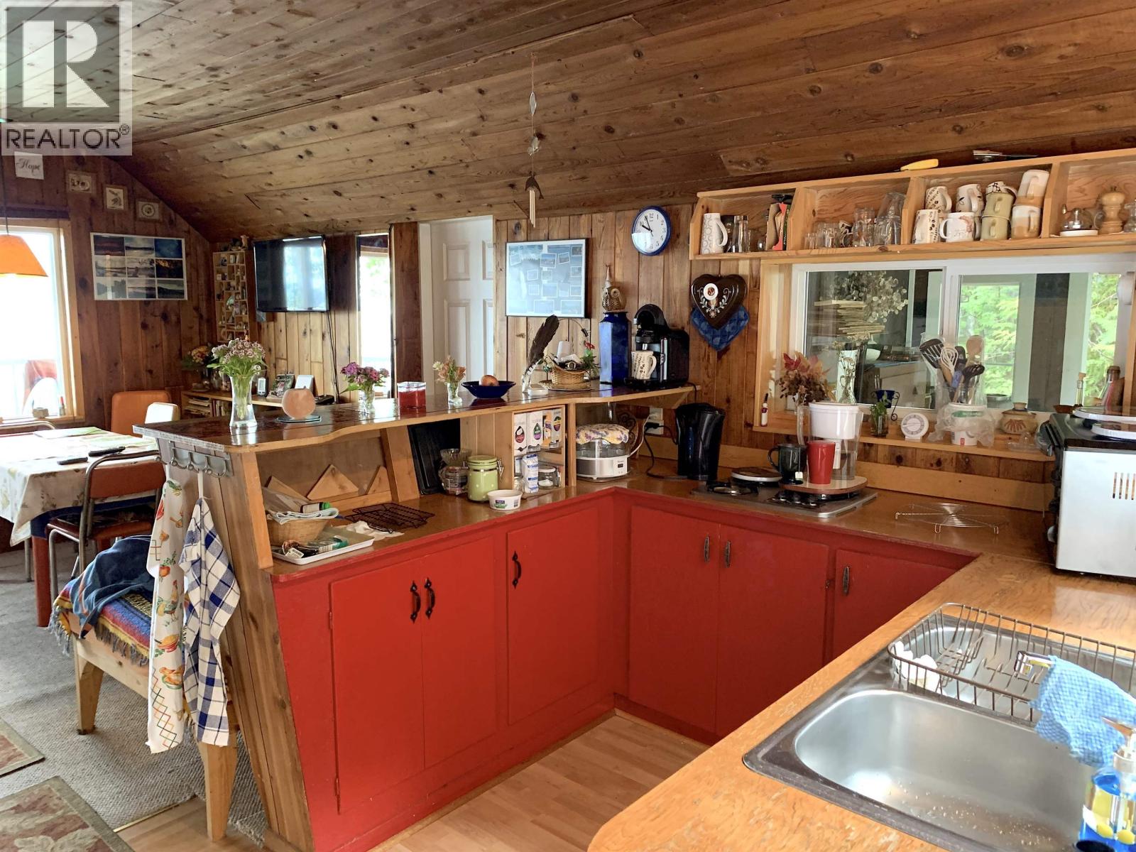 3542 Higgins Road, Canim Lake, British Columbia  V0K 1J0 - Photo 10 - R3151828