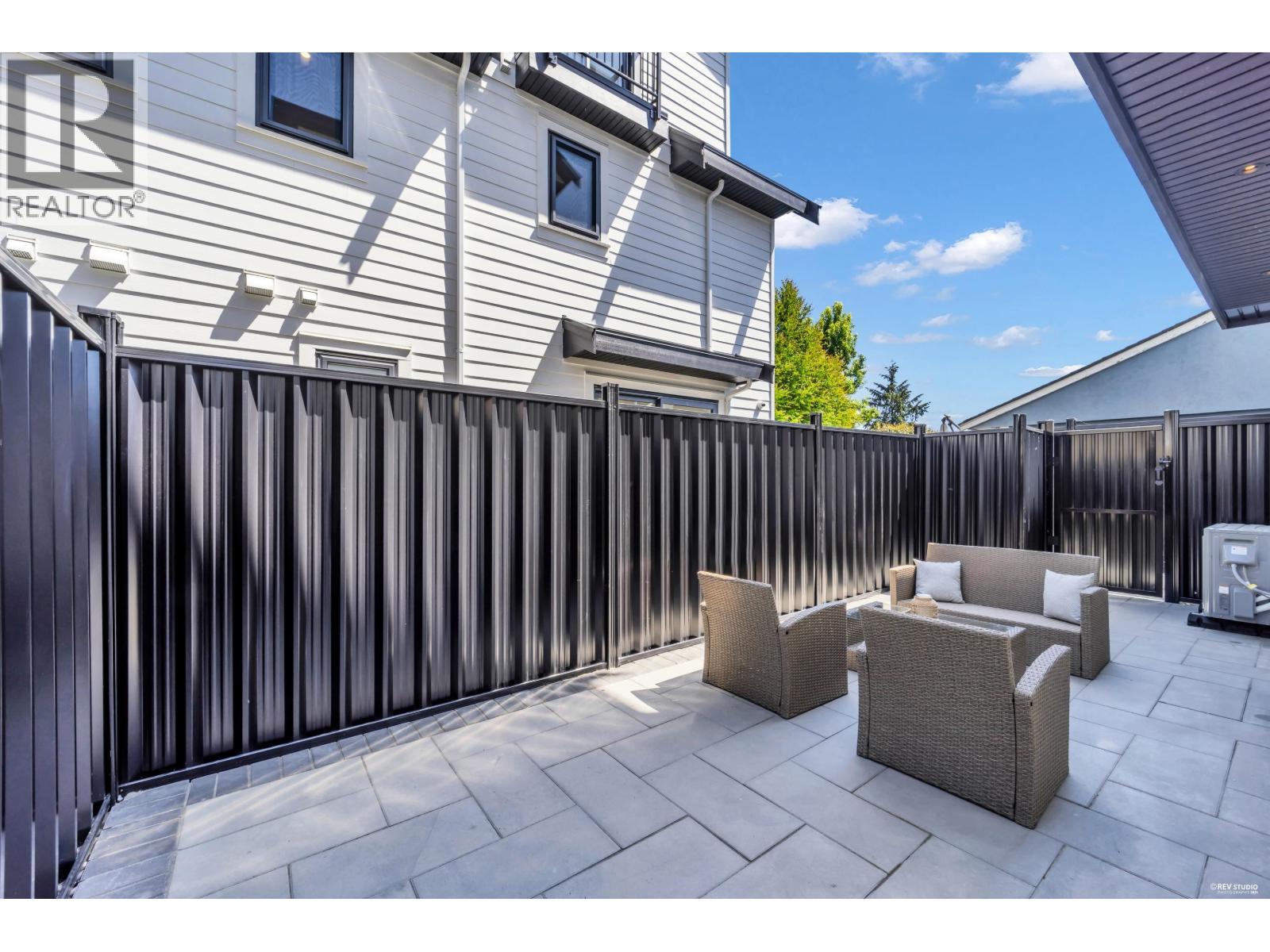 2 2316 Cliff Avenue, Burnaby, British Columbia V5A 2L2 - Photo 29 - R3149580