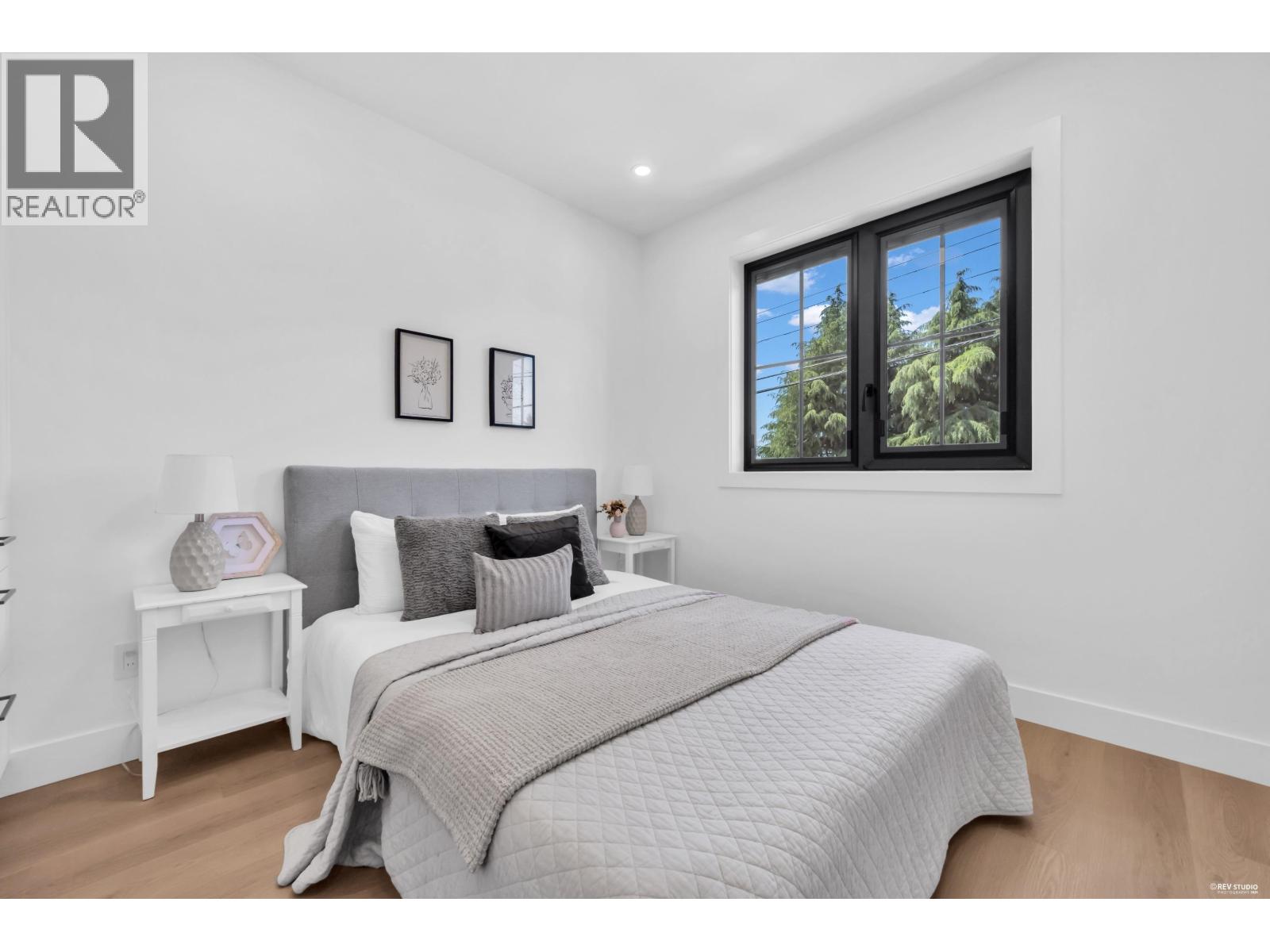 2 2316 Cliff Avenue, Burnaby, British Columbia V5A 2L2 - Photo 17 - R3149580