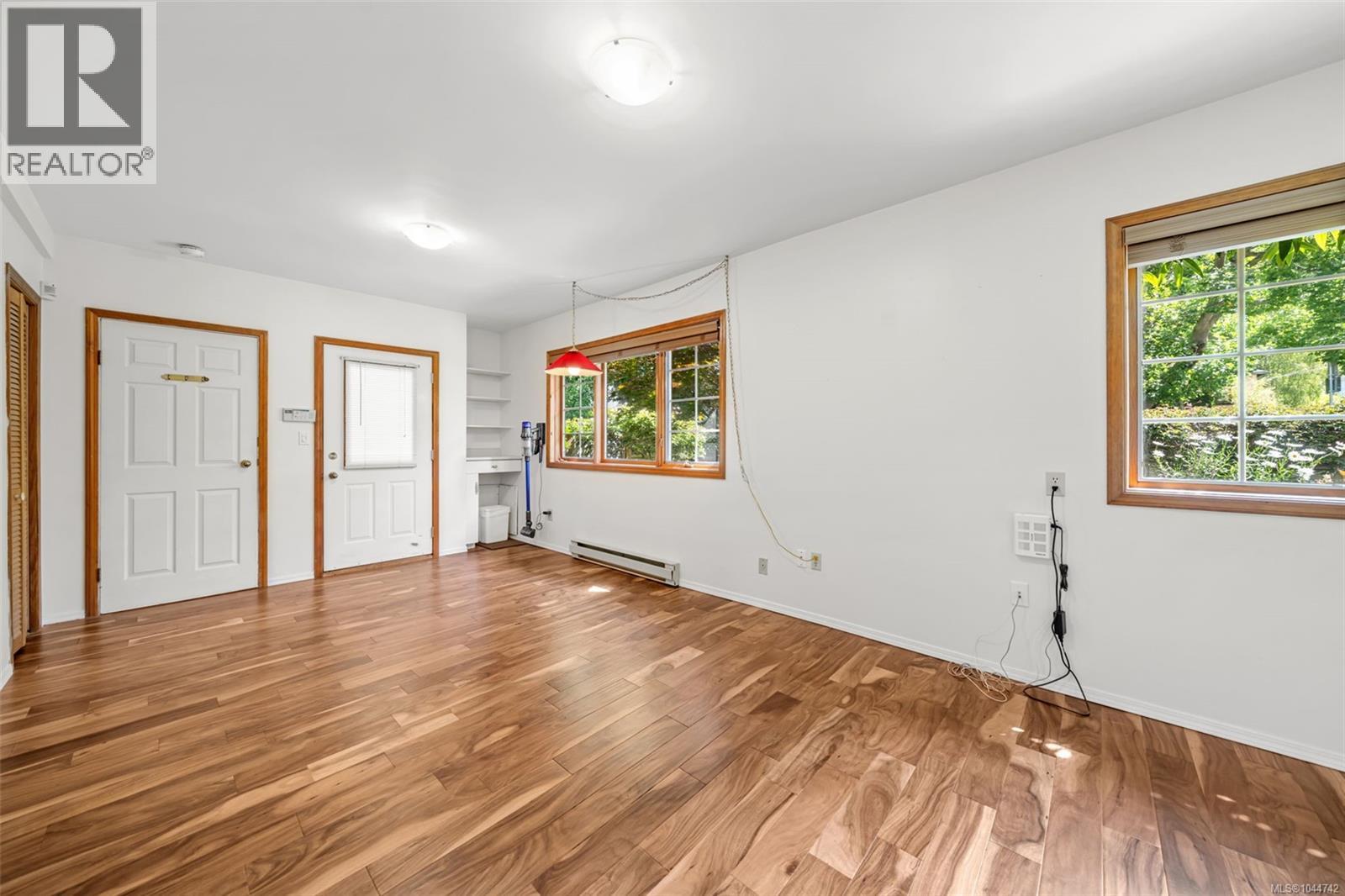 410 Government St, Victoria, British Columbia  V8V 2L5 - Photo 40 - 1044742