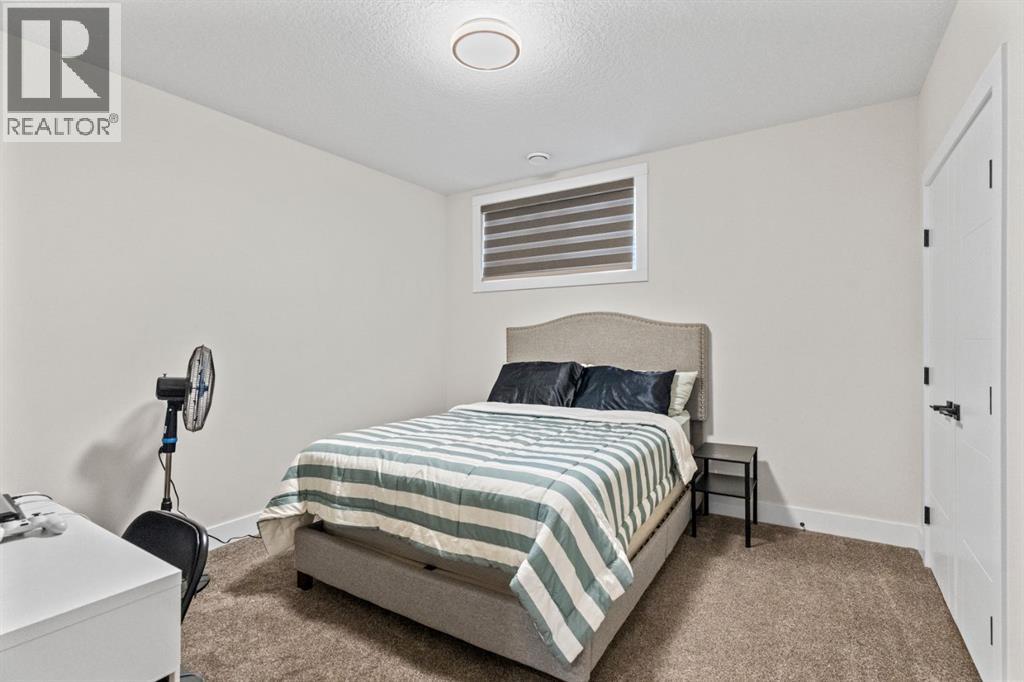 129 Marina Key, Chestermere, Alberta  T1X 1Y7 - Photo 35 - A2333159
