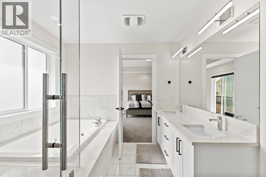 129 Marina Key, Chestermere, Alberta  T1X 1Y7 - Photo 30 - A2333159