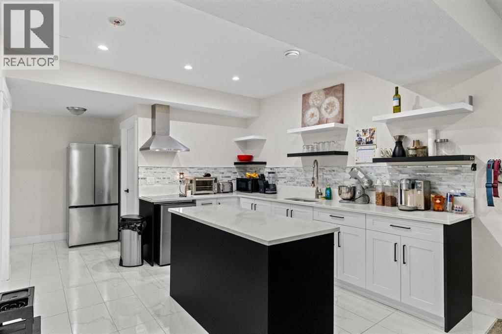 129 Marina Key, Chestermere, Alberta  T1X 1Y7 - Photo 32 - A2333159
