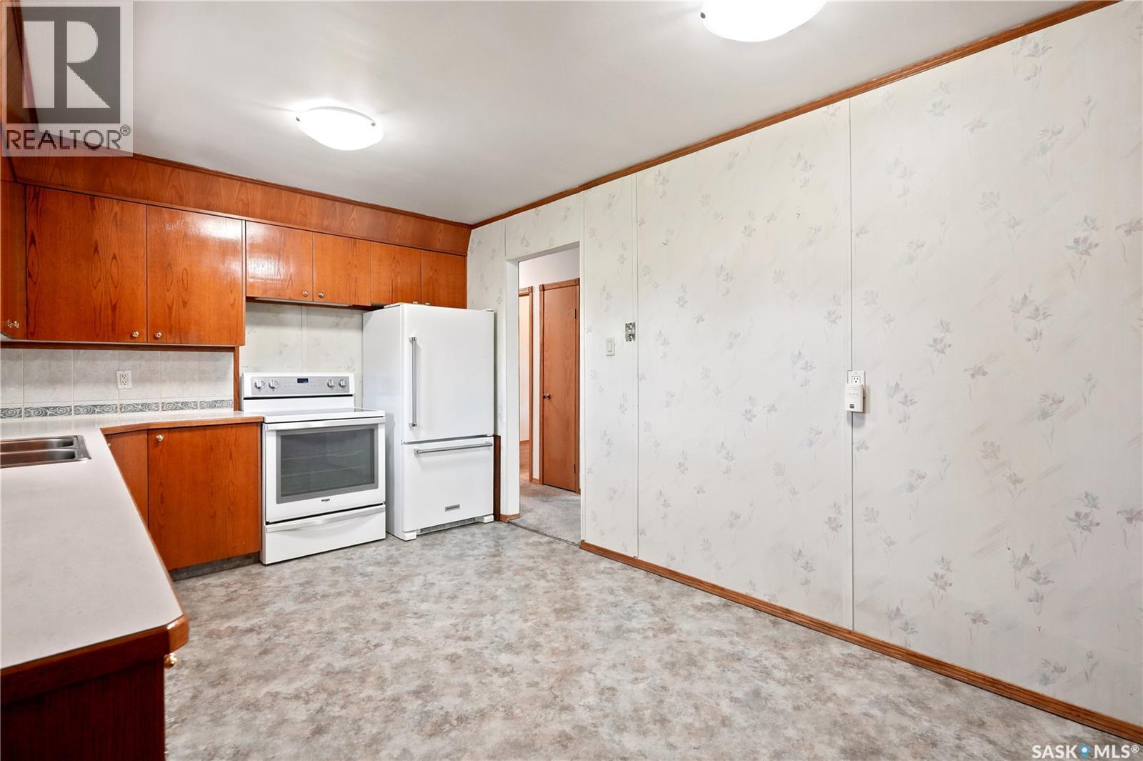 3326 4th Avenue N, Regina, Saskatchewan  S4R 0V6 - Photo 15 - SK041892