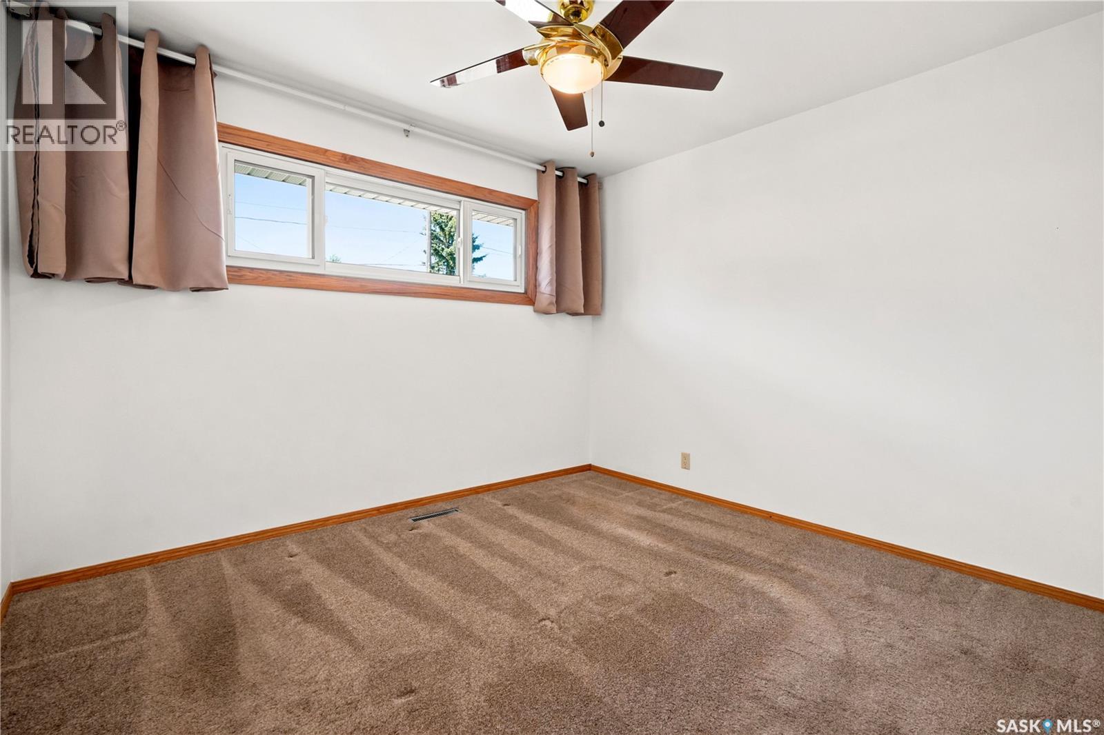3326 4th Avenue N, Regina, Saskatchewan  S4R 0V6 - Photo 21 - SK041892